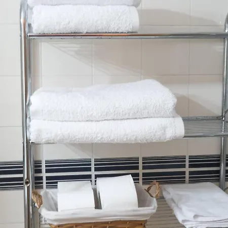 Cantabrico Ypora Deptos Apartment